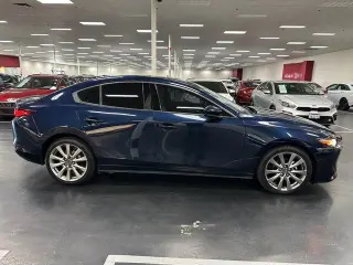 Mazda Mazda3 Sedan 2022 Premium 4dr Sedan
