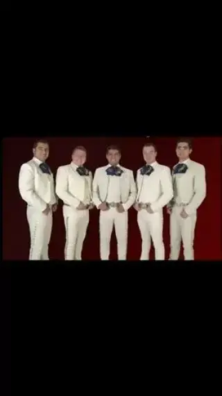 MARIACHI PERLA JALISCIENSE 🙂