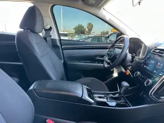 Hyundai TUCSON 2023 SE 4dr SUV