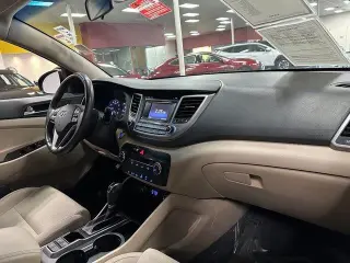 Hyundai TUCSON 2017 AWD Sport 4dr SUV
