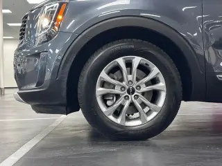 Kia Telluride 2022 LX 4dr SUV