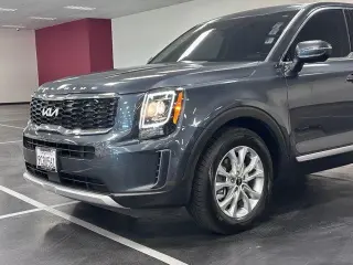 Kia Telluride 2022 LX 4dr SUV