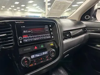 Mitsubishi Outlander PHEV 2018 AWD SEL 4dr SUV