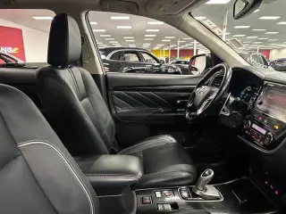 Mitsubishi Outlander PHEV 2018 AWD SEL 4dr SUV