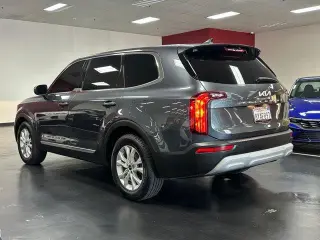 Kia Telluride 2022 LX 4dr SUV