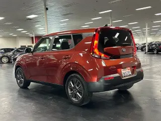 Kia Soul 2021 LX 4dr Crossover CVT
