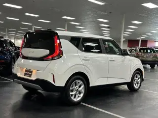 Kia Soul 2024 LX 4dr Crossover