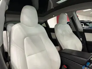 Tesla Model Y 2021 AWD Long Range 4dr Crossover