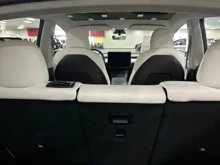Tesla Model Y 2021 AWD Long Range 4dr Crossover