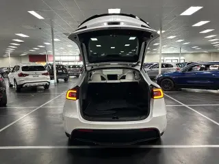 Tesla Model Y 2021 AWD Long Range 4dr Crossover