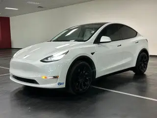 Tesla Model Y 2021 AWD Long Range 4dr Crossover