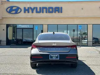 Hyundai ELANTRA 2024 SEL 4dr Sedan