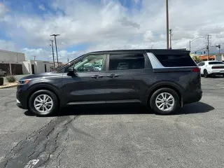 Kia Carnival 2022 LX 4dr Mini-Van