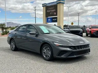 Hyundai ELANTRA 2024 SEL 4dr Sedan