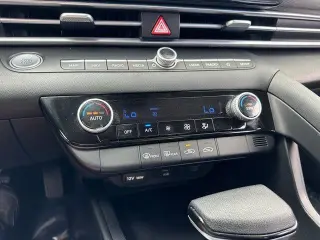 Hyundai ELANTRA 2024 SEL 4dr Sedan