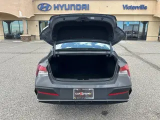 Hyundai ELANTRA 2024 SEL 4dr Sedan