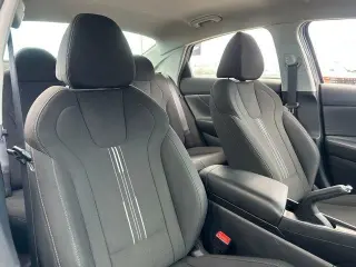 Hyundai ELANTRA 2024 SEL 4dr Sedan