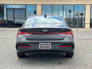 Hyundai ELANTRA 2024 SEL 4dr Sedan