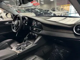 Alfa Romeo Giulia 2018 Ti 4dr Sedan