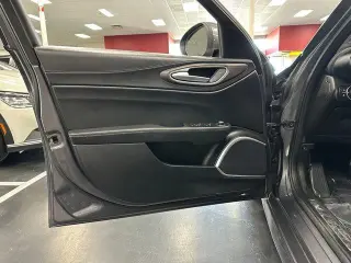Alfa Romeo Giulia 2018 Ti 4dr Sedan