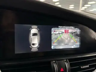 Alfa Romeo Giulia 2018 Ti 4dr Sedan