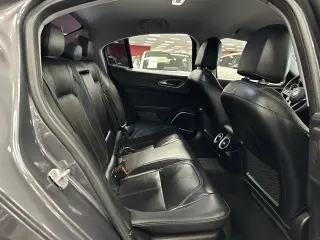 Alfa Romeo Giulia 2018 Ti 4dr Sedan