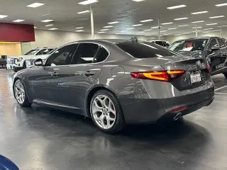 Alfa Romeo Giulia 2018 Ti 4dr Sedan