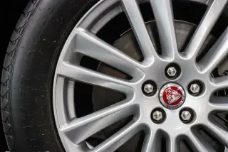 Jaguar F-PACE 2018 AWD 35t Prestige 4dr SUV