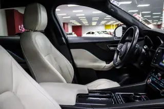 Jaguar F-PACE 2018 AWD 35t Prestige 4dr SUV