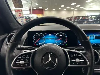 Mercedes-Benz GLB 2022 GLB 250 4dr SUV