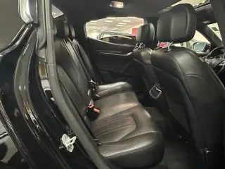Maserati Ghibli 2017 4dr Sedan