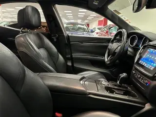 Maserati Ghibli 2017 4dr Sedan