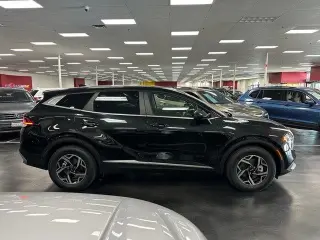 Kia Sportage 2023 LX 4dr SUV