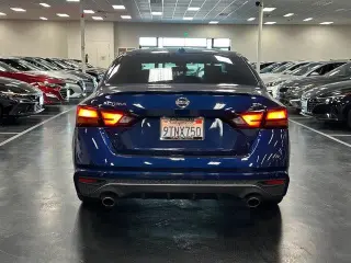 Nissan Altima 2022 2.5 SR 4dr Sedan
