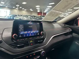 Nissan Altima 2022 2.5 SR 4dr Sedan