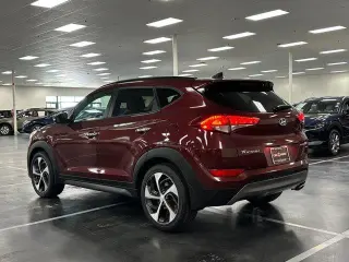 Hyundai TUCSON 2016 Sport 4dr SUV w/Beige Seats