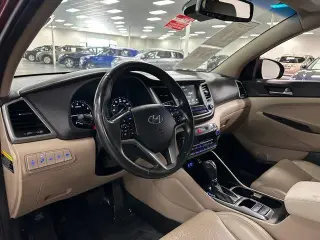 Hyundai TUCSON 2016 Sport 4dr SUV w/Beige Seats
