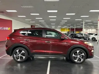 Hyundai TUCSON 2016 Sport 4dr SUV w/Beige Seats