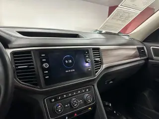 Volkswagen Atlas 2021 V6 SE 4dr SUV w/Technology (midyear release)
