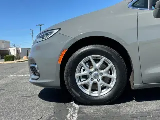 Chrysler Pacifica 2022 Touring L 4dr Mini-Van