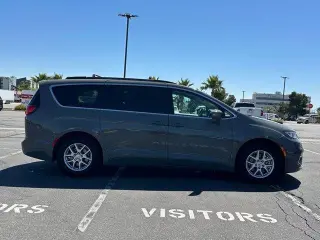Chrysler Pacifica 2022 Touring L 4dr Mini-Van