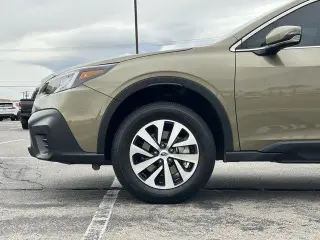 Subaru Outback 2020 AWD Premium 4dr Crossover