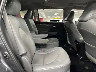 Toyota Highlander 2021 AWD Limited 4dr SUV