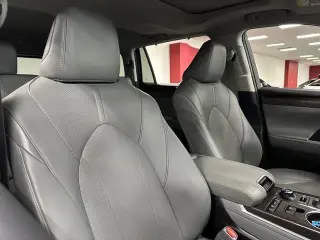 Toyota Highlander 2021 AWD Limited 4dr SUV