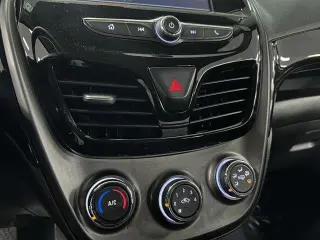 Chevrolet Spark 2021 1LT CVT 4dr Hatchback