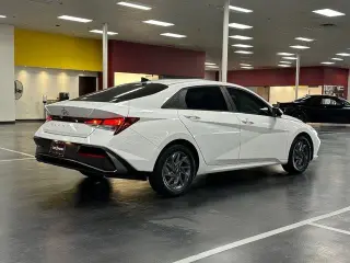 Hyundai ELANTRA 2024 SEL 4dr Sedan
