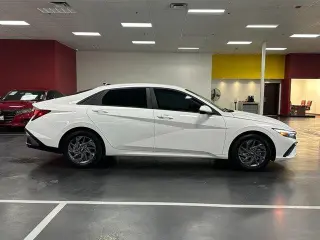 Hyundai ELANTRA 2024 SEL 4dr Sedan
