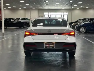Hyundai ELANTRA 2024 SEL 4dr Sedan