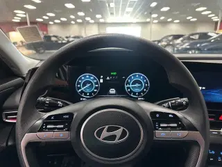Hyundai ELANTRA 2024 SEL 4dr Sedan