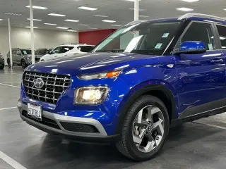 Hyundai VENUE 2022 SEL 4dr Crossover
